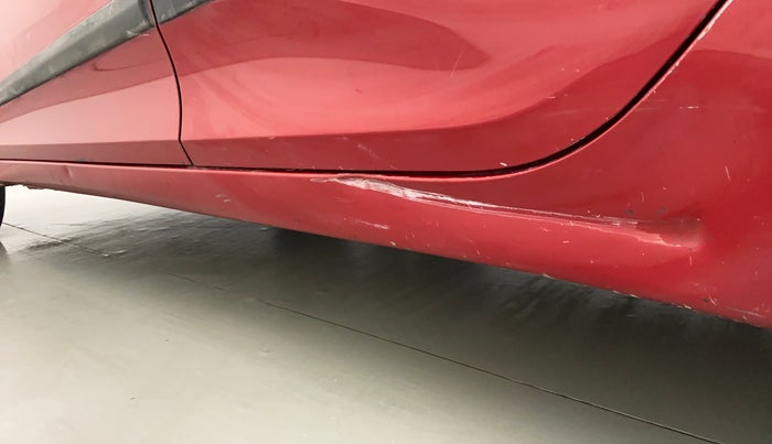 2017 Hyundai Eon ERA +, CNG, Manual, 64,279 km, Left running board - Minor scratches