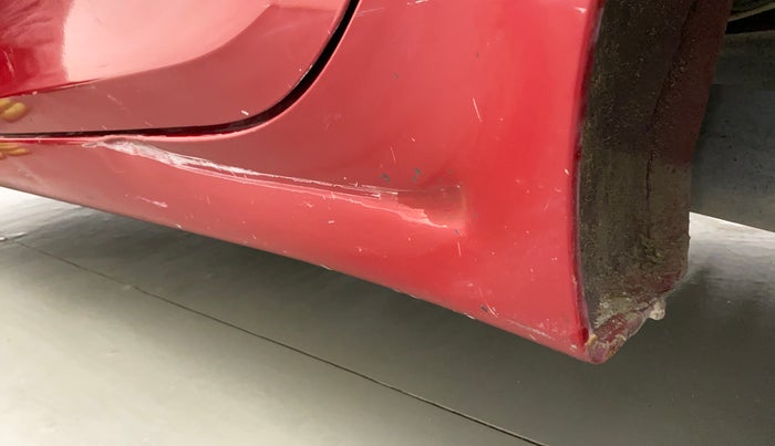 2017 Hyundai Eon ERA +, CNG, Manual, 64,279 km, Left running board - Slight discoloration