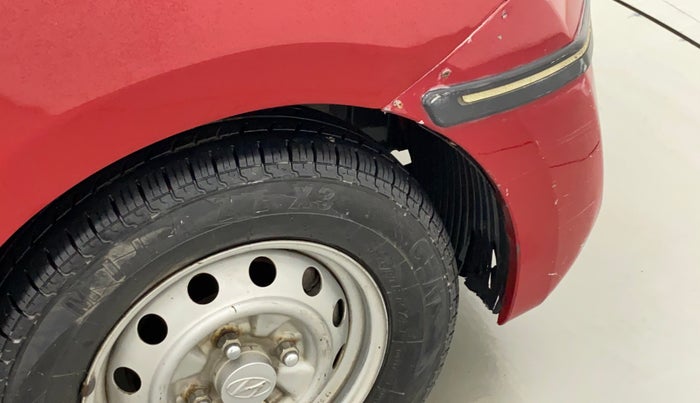 2017 Hyundai Eon ERA +, CNG, Manual, 64,279 km, Right fender - Lining loose