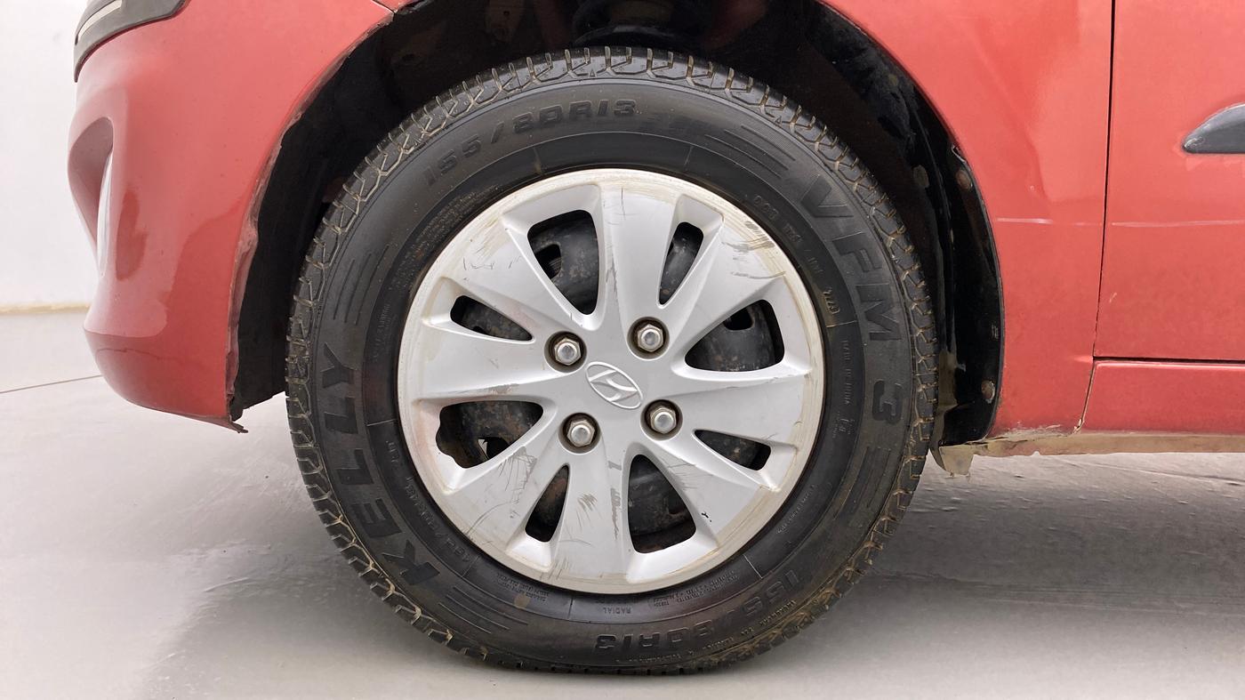 2011 Hyundai i10 MAGNA 1.2, Petrol, Manual, 67,387 km, Left Front Wheel