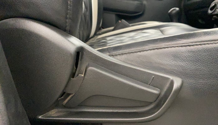 2022 Maruti S PRESSO VXI+, Petrol, Manual, 23,398 km, Driver Side Adjustment Panel