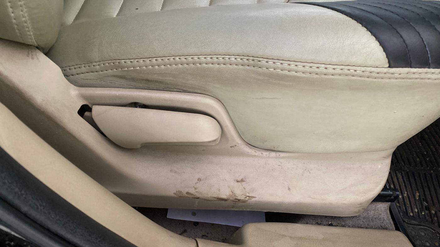 2014 Maruti Swift Dzire VXI, Petrol, Manual, 66,910 km, Driver Side Adjustment Panel