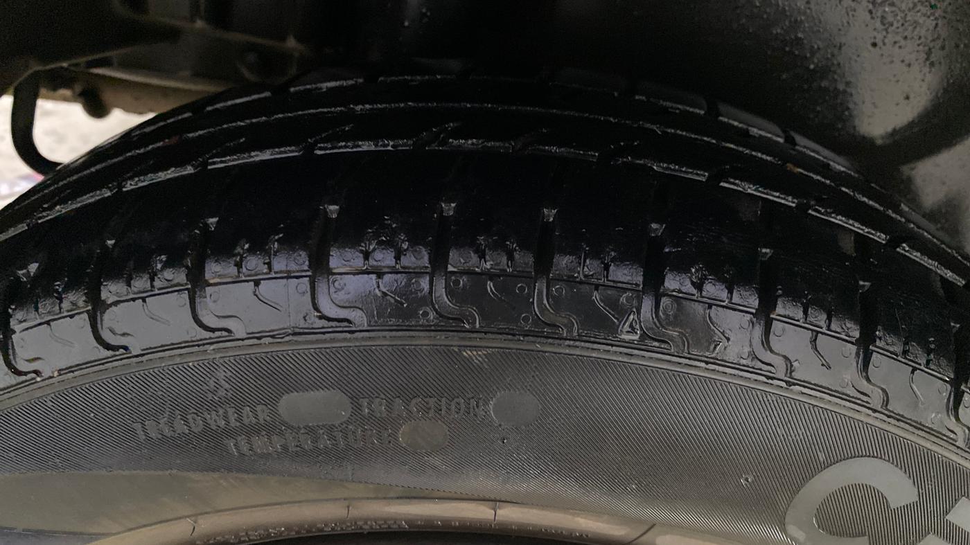 2014 Maruti Swift Dzire VXI, Petrol, Manual, 66,910 km, Right Rear Tyre Tread