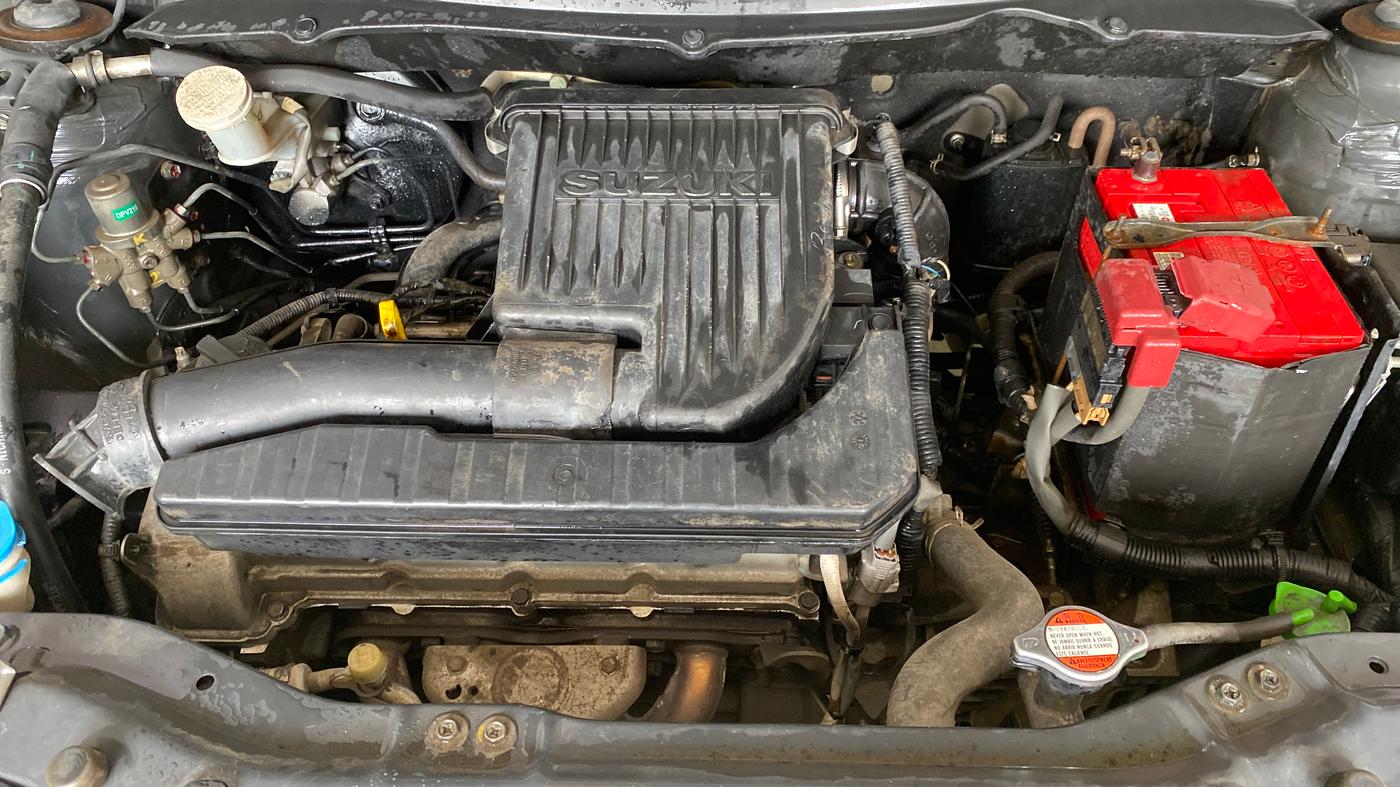 2014 Maruti Swift Dzire VXI, Petrol, Manual, 66,910 km, Engine View