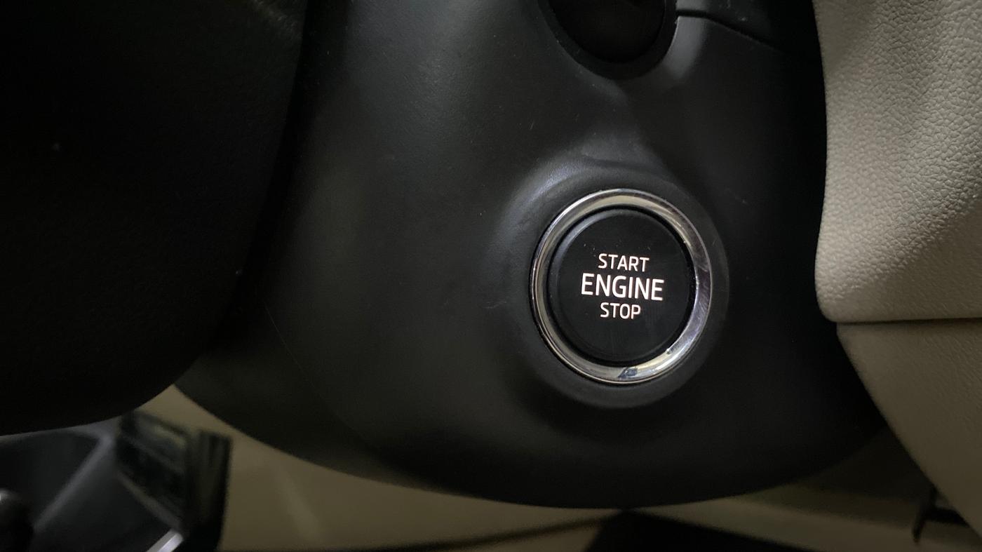 2022 Skoda SLAVIA STYLE 1.0L TSI AT, Petrol, Automatic, 91,036 km, Keyless Start/ Stop Button