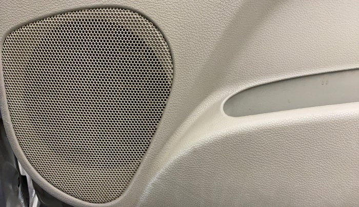 2015 Maruti Celerio VXI CNG D, CNG, Manual, 97,080 km, Speaker