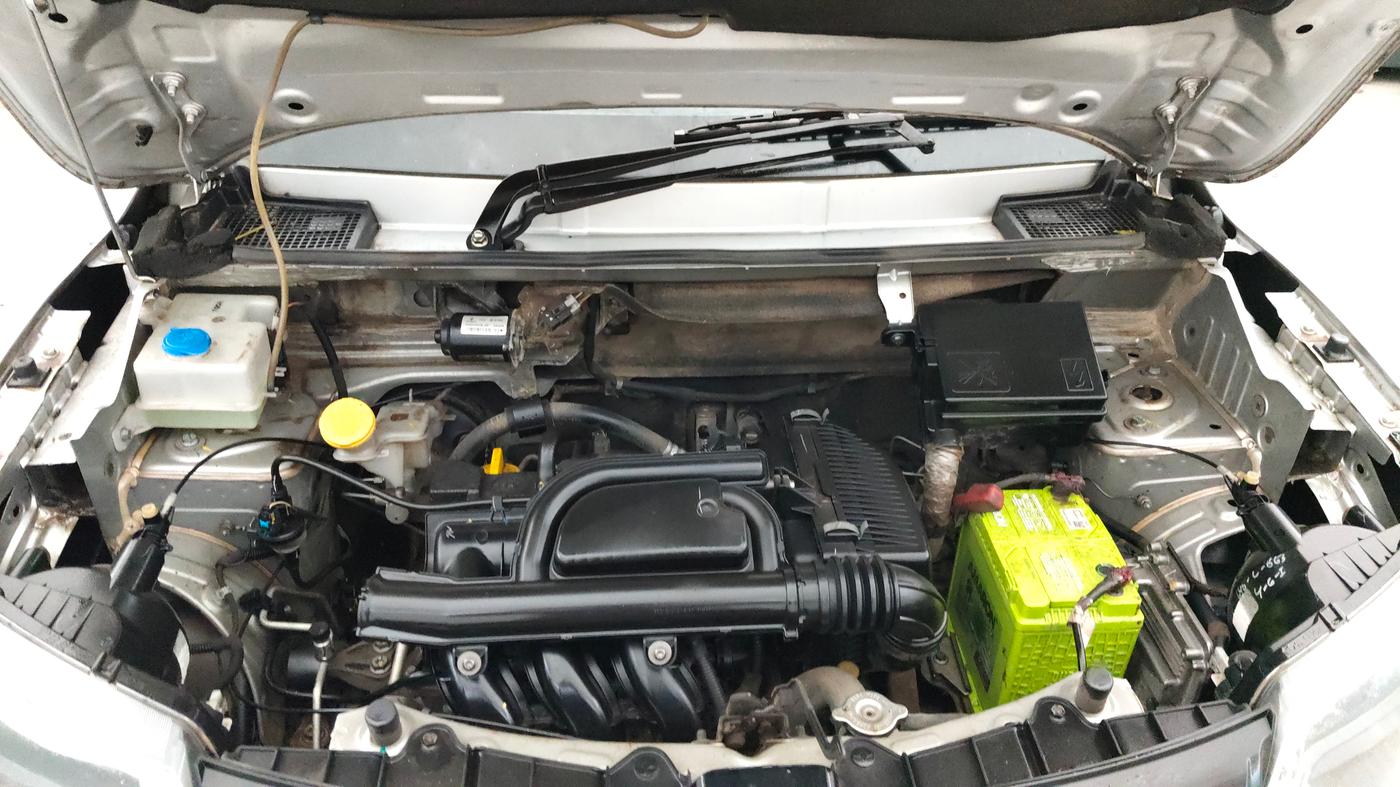 2019 Renault Kwid RXT 1.0 AMT (O), Petrol, Automatic, 55,391 km, Engine View