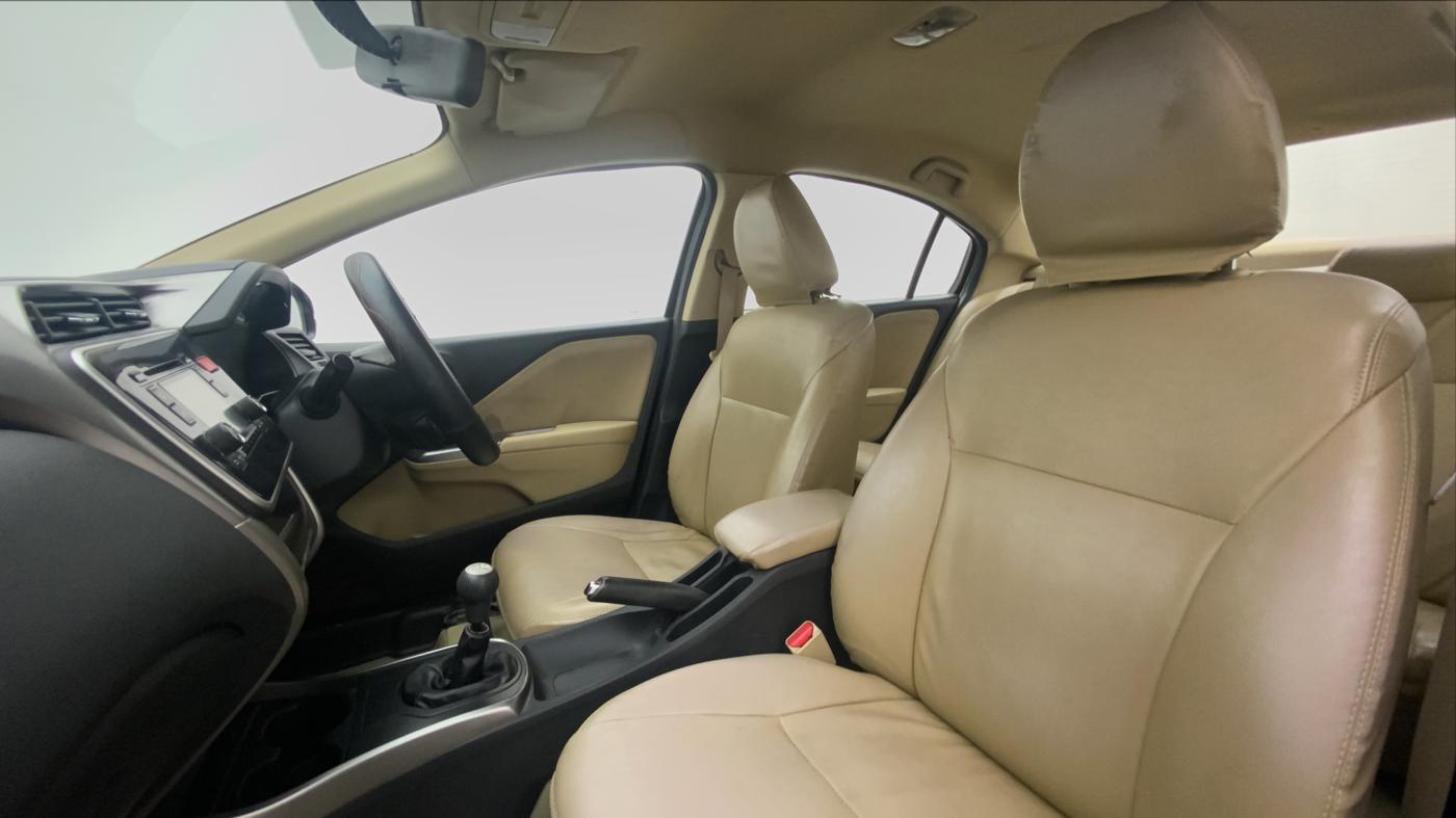 2014 Honda City V MT PETROL, CNG, Manual, 91,117 km, Right Side Front Door Cabin