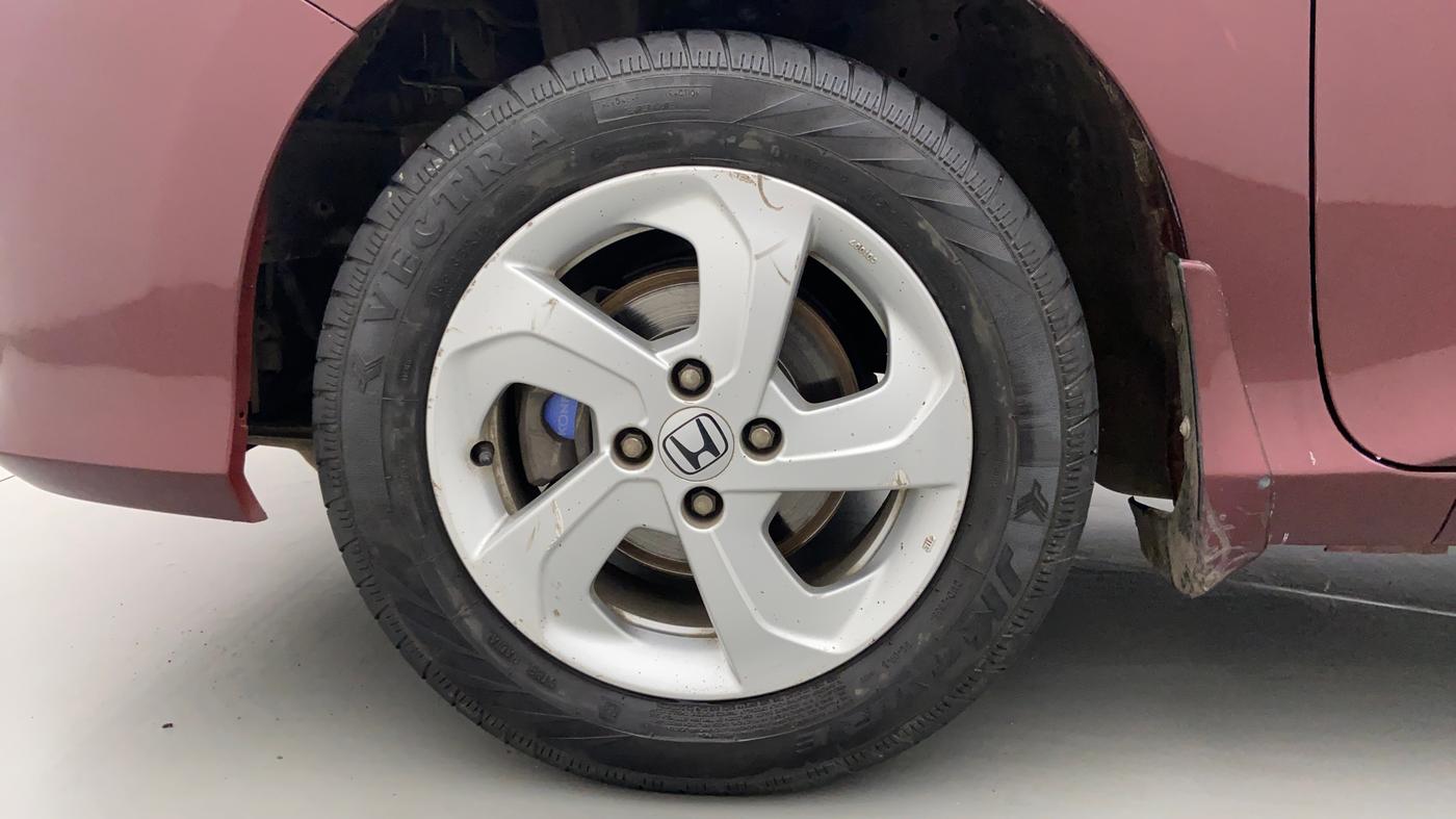 2014 Honda City V MT PETROL, CNG, Manual, 91,117 km, Left Front Wheel