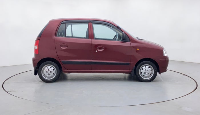 2011 Hyundai Santro Xing GL PLUS, Petrol, Manual, 1,02,743 km, Right Side View