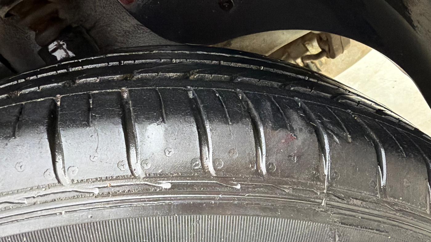 2015 Hyundai Creta SX PLUS 1.6 PETROL, Petrol, Manual, 57,171 km, Left Rear Tyre Tread