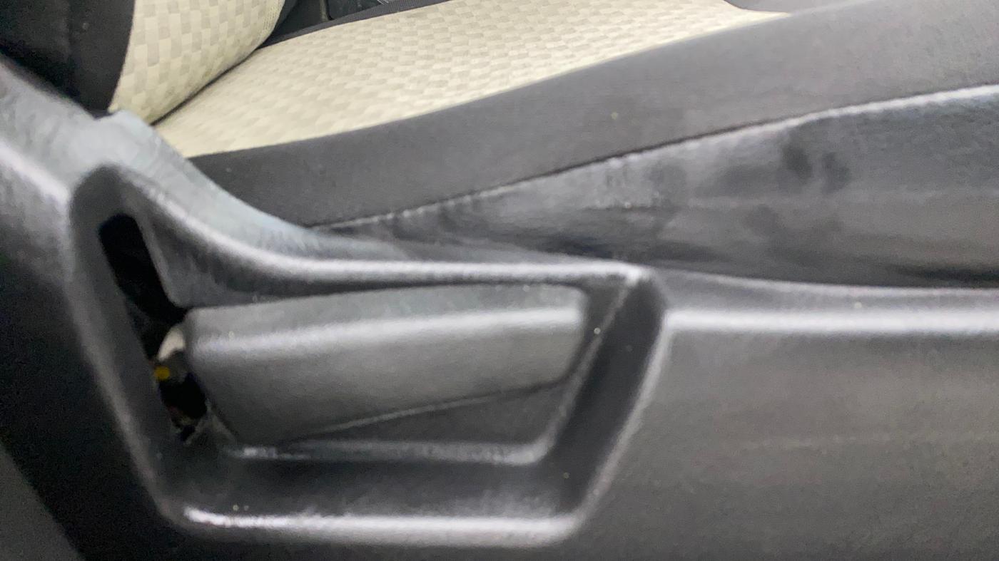 2021 Maruti Alto VXI PLUS, Petrol, Manual, 14,775 km, Driver Side Adjustment Panel