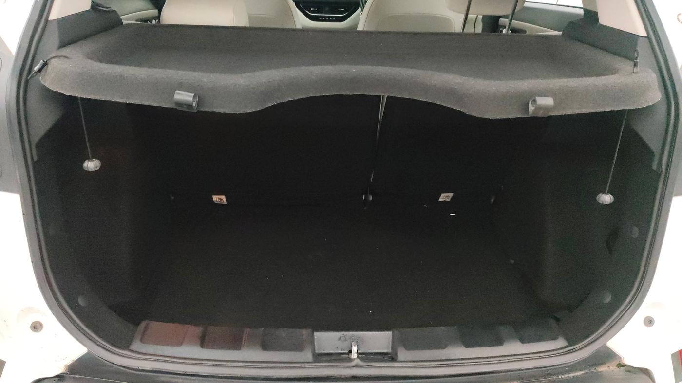 2022 Tata NEXON XZA PLUS (PREMIUM) KAZIRANGA PETROL, Petrol, Automatic, 58,444 km, Boot Inside