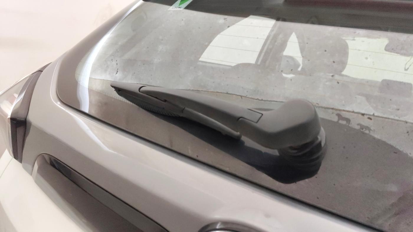2022 Tata NEXON XZA PLUS (PREMIUM) KAZIRANGA PETROL, Petrol, Automatic, 58,444 km, Rear Wiper