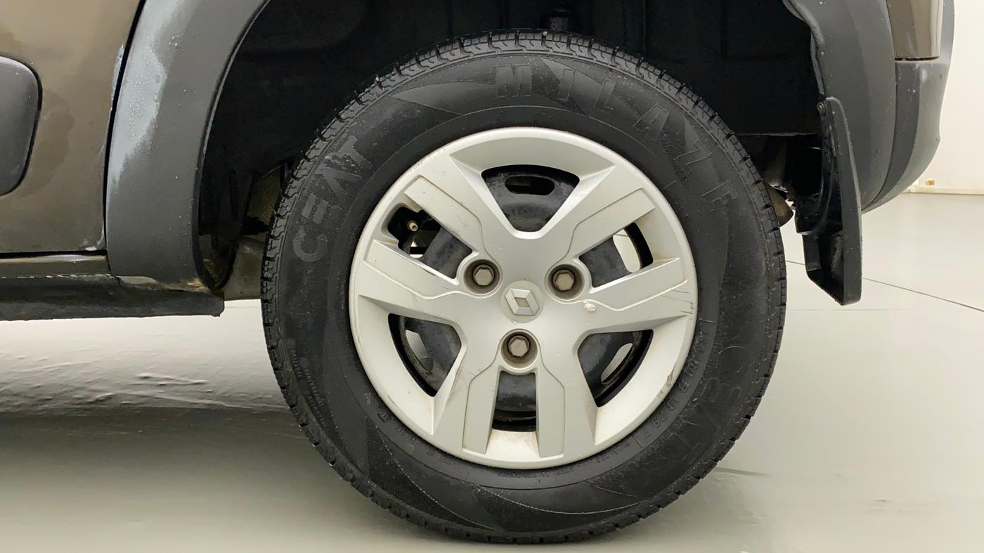2018 Renault Kwid RXT 1.0 AMT (O), Petrol, Automatic, 33,105 km, Left Rear Wheel