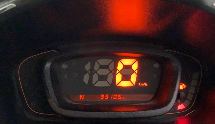 2018 Renault Kwid RXT 1.0 AMT (O), Petrol, Automatic, 33,105 km, Odometer Image
