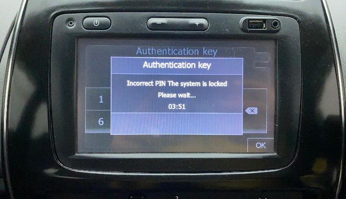 2018 Renault Kwid RXT 1.0 AMT (O), Petrol, Automatic, 33,105 km, Infotainment system - Music system not functional