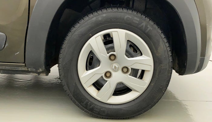 2018 Renault Kwid RXT 1.0 AMT (O), Petrol, Automatic, 33,105 km, Right Front Wheel