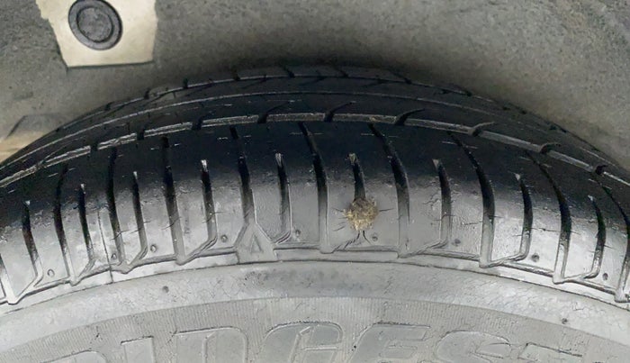 2012 Hyundai i10 MAGNA 1.2 KAPPA2, Petrol, Manual, 22,444 km, Right Rear Tyre Tread