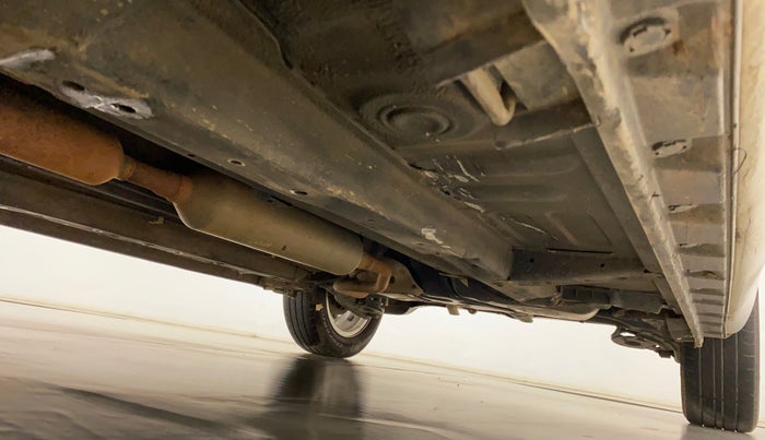 2014 Maruti Swift ZXI, Petrol, Manual, 1,38,222 km, Right Side Underbody