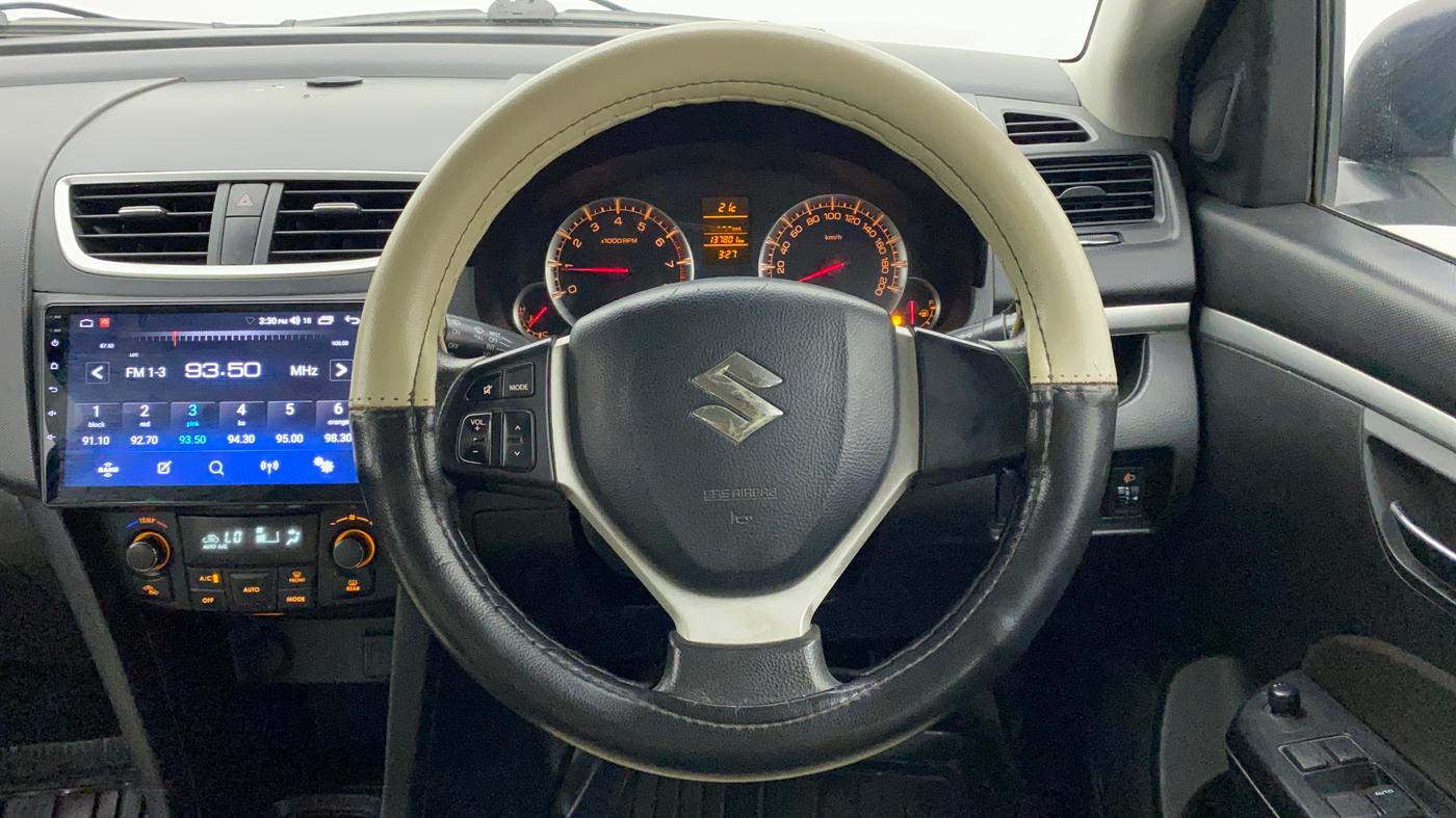 2014 Maruti Swift ZXI, Petrol, Manual, 1,38,222 km, Steering Wheel Close Up