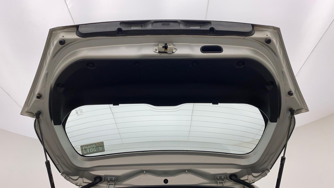 2014 Maruti Swift ZXI, Petrol, Manual, 1,38,222 km, Boot Door Open