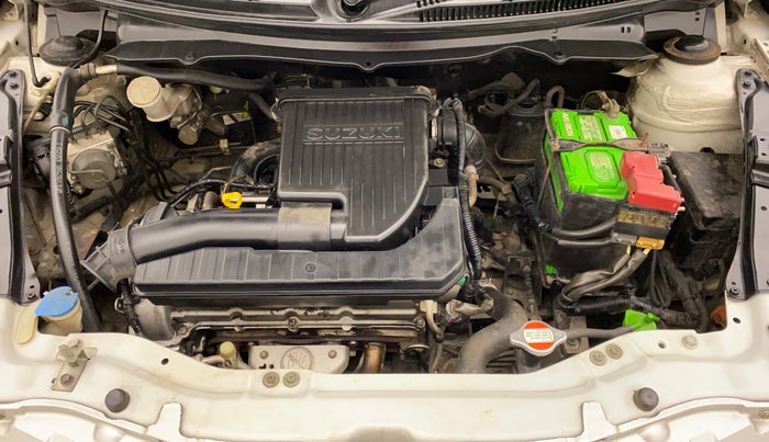 2014 Maruti Swift ZXI, Petrol, Manual, 1,38,222 km, Open Bonet