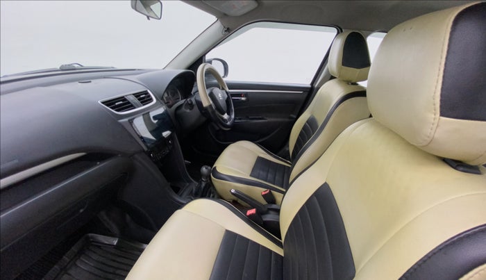 2014 Maruti Swift ZXI, Petrol, Manual, 1,38,222 km, Right Side Front Door Cabin