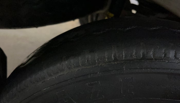 2019 Maruti Eeco 5 STR WITH A/C+HTR, Petrol, Manual, 40,669 km, Right Rear Tyre Tread