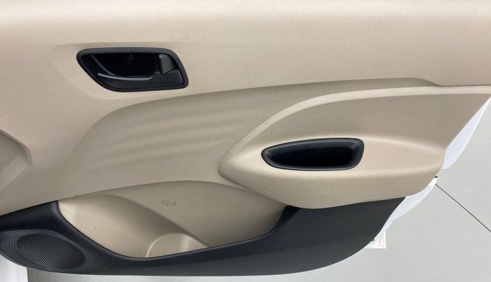 2021 Hyundai NEW SANTRO SPORTZ EXECUTIVE MT CNG, CNG, Manual, 11,063 km, Driver Side Door Panels Control