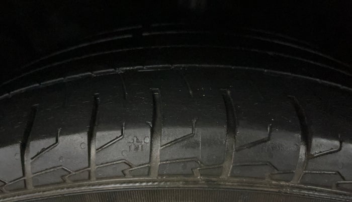2019 KIA SELTOS GTK 1.4 PETROL, Petrol, Manual, 58,785 km, Left Front Tyre Tread
