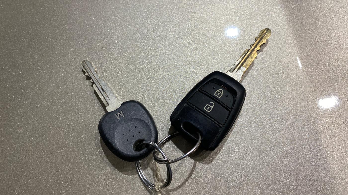 2019 Hyundai NEW SANTRO SPORTZ MT, Petrol, Manual, 79,275 km, Key Close Up