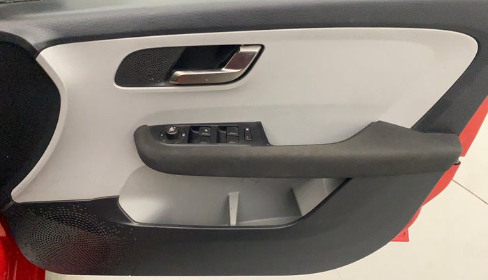 2020 Tata ALTROZ XZ PETROL, Petrol, Manual, 11,831 km, Driver Side Door Panels Control