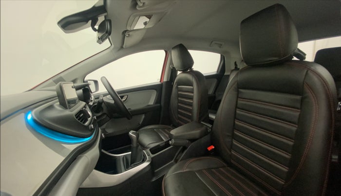 2020 Tata ALTROZ XZ PETROL, Petrol, Manual, 11,831 km, Right Side Front Door Cabin