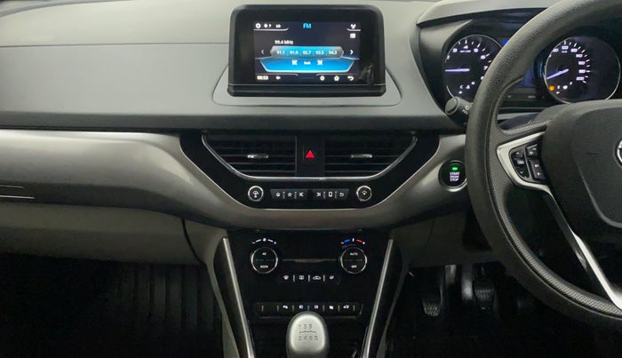 2017 Tata NEXON XZ PLUS PETROL, Petrol, Manual, 55,114 km, Air Conditioner