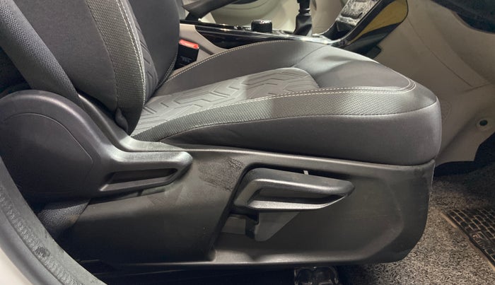 2023 Tata NEXON XZ PLUS PETROL SUNROOF, Petrol, Manual, 7,308 km, Driver Side Adjustment Panel