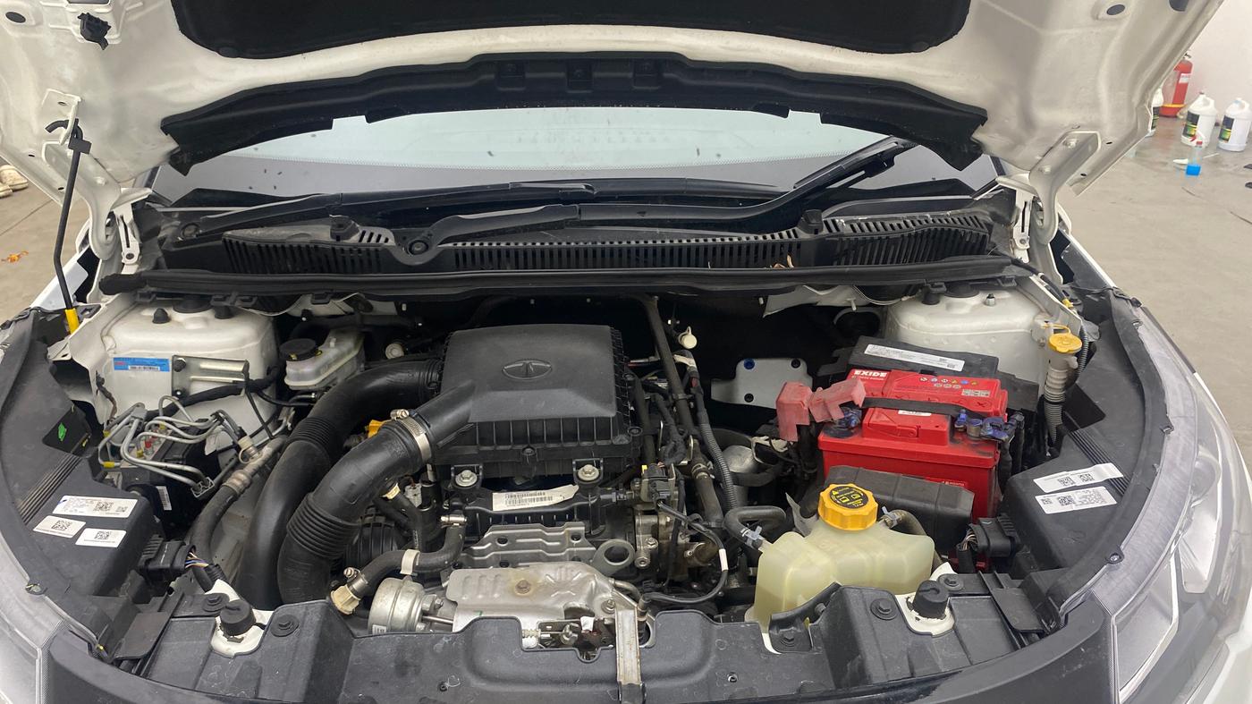 2023 Tata NEXON XZ PLUS PETROL SUNROOF, Petrol, Manual, 17,835 km, Engine View