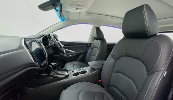 2019 MG HECTOR SHARP DCT PETROL, Petrol, Automatic, 13,186 km, Right Side Front Door Cabin