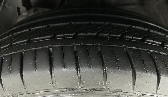 2019 MG HECTOR SHARP DCT PETROL, Petrol, Automatic, 13,186 km, Left Front Tyre Tread