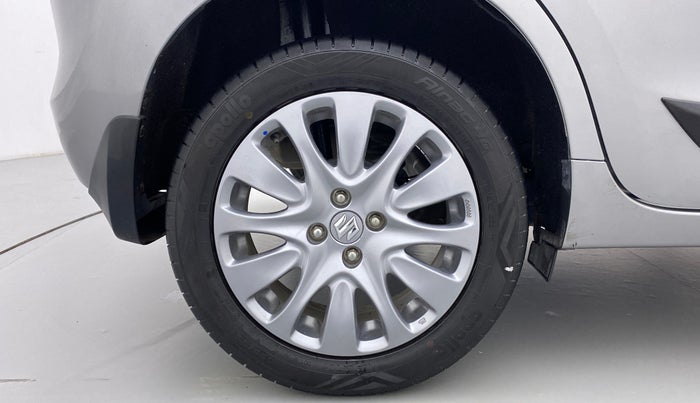2017 Maruti Baleno ALPHA PETROL 1.2, Petrol, Manual, 49,103 km, Right Rear Wheel