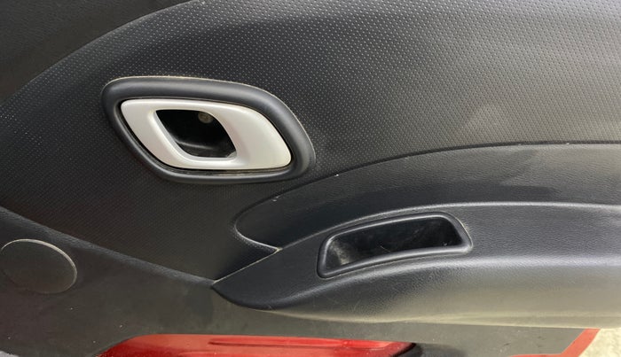 2019 Datsun Redi Go T (O), Petrol, Manual, 28,678 km, Driver Side Door Panels Control