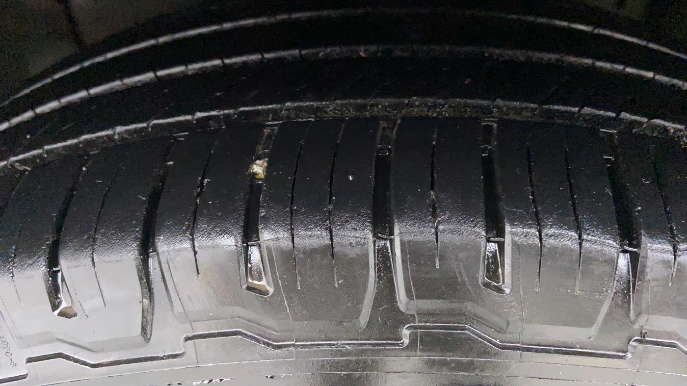 2013 Honda CRV 2.4 AWD AT AVN, Petrol, Automatic, 63,887 km, Right Rear Tyre Tread