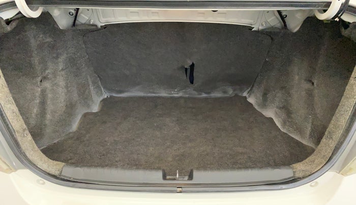 2015 Honda Amaze 1.2L I-VTEC S, Petrol, Manual, 48,663 km, Boot Inside