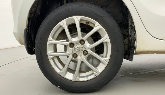 2018 Maruti Swift VXI AMT, Petrol, Automatic, 48,274 km, Right Rear Wheel