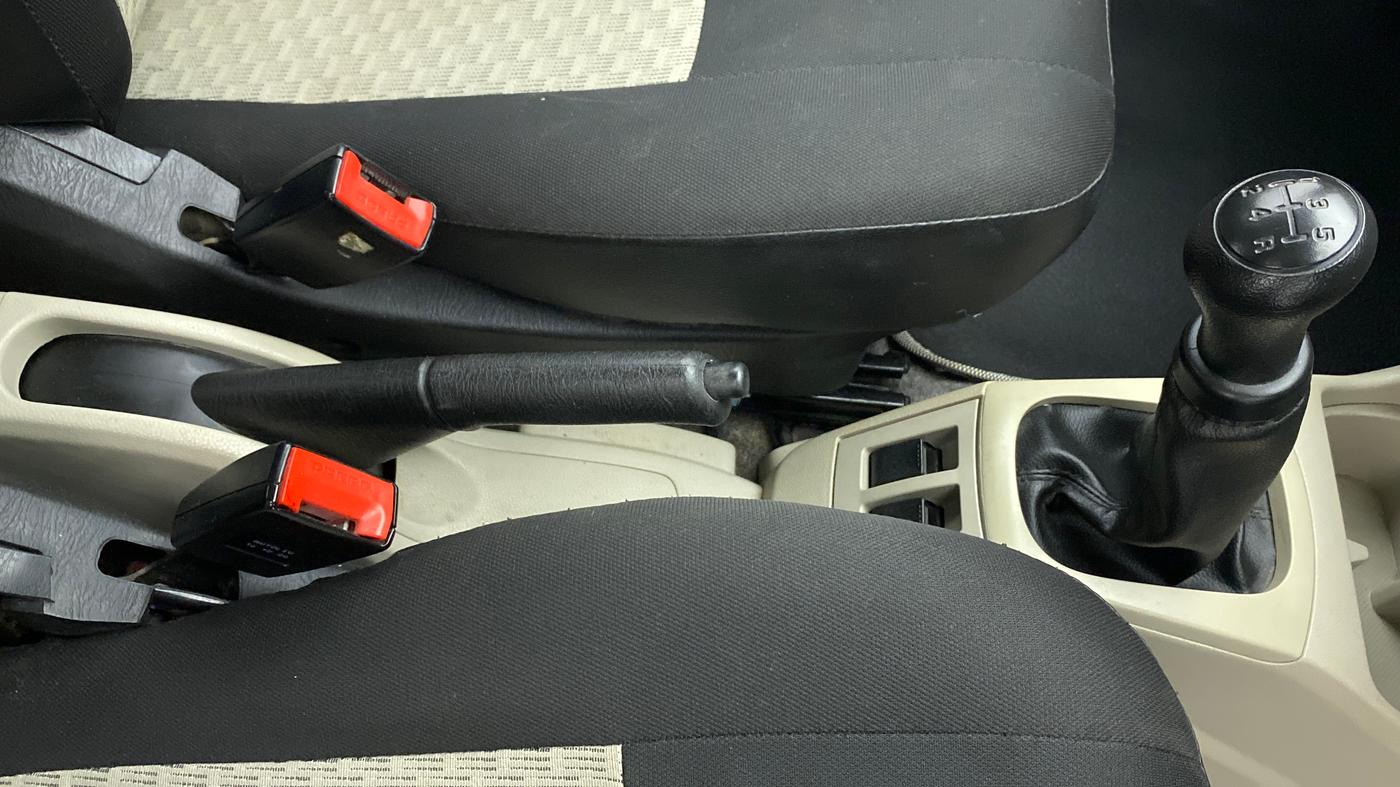 2021 Maruti Alto LXI, Petrol, Manual, 20,870 km, Gear Lever