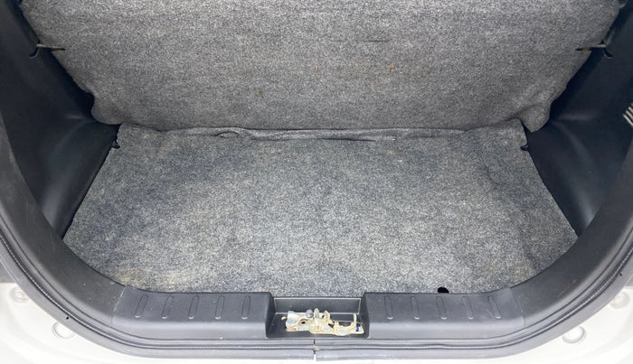 2021 Maruti Alto LXI, Petrol, Manual, 20,870 km, Boot Inside