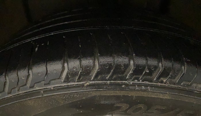 2022 Skoda SLAVIA AMBITION 1.0L TSI MT, Petrol, Manual, 78,412 km, Left Rear Tyre Tread