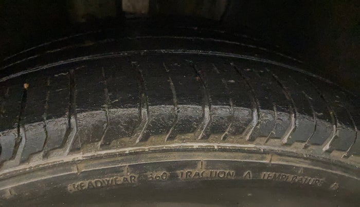 2022 Skoda SLAVIA AMBITION 1.0L TSI MT, Petrol, Manual, 78,412 km, Left Front Tyre Tread