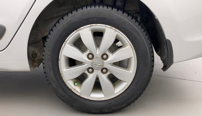 2017 Hyundai Xcent SX 1.2, Petrol, Manual, 92,097 km, Left Rear Wheel