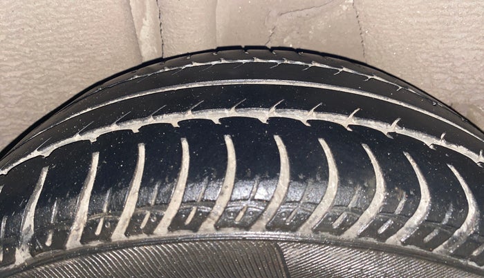 2019 Skoda Octavia L&K 1.8 TSI AT, Petrol, Automatic, 41,724 km, Right Rear Tyre Tread